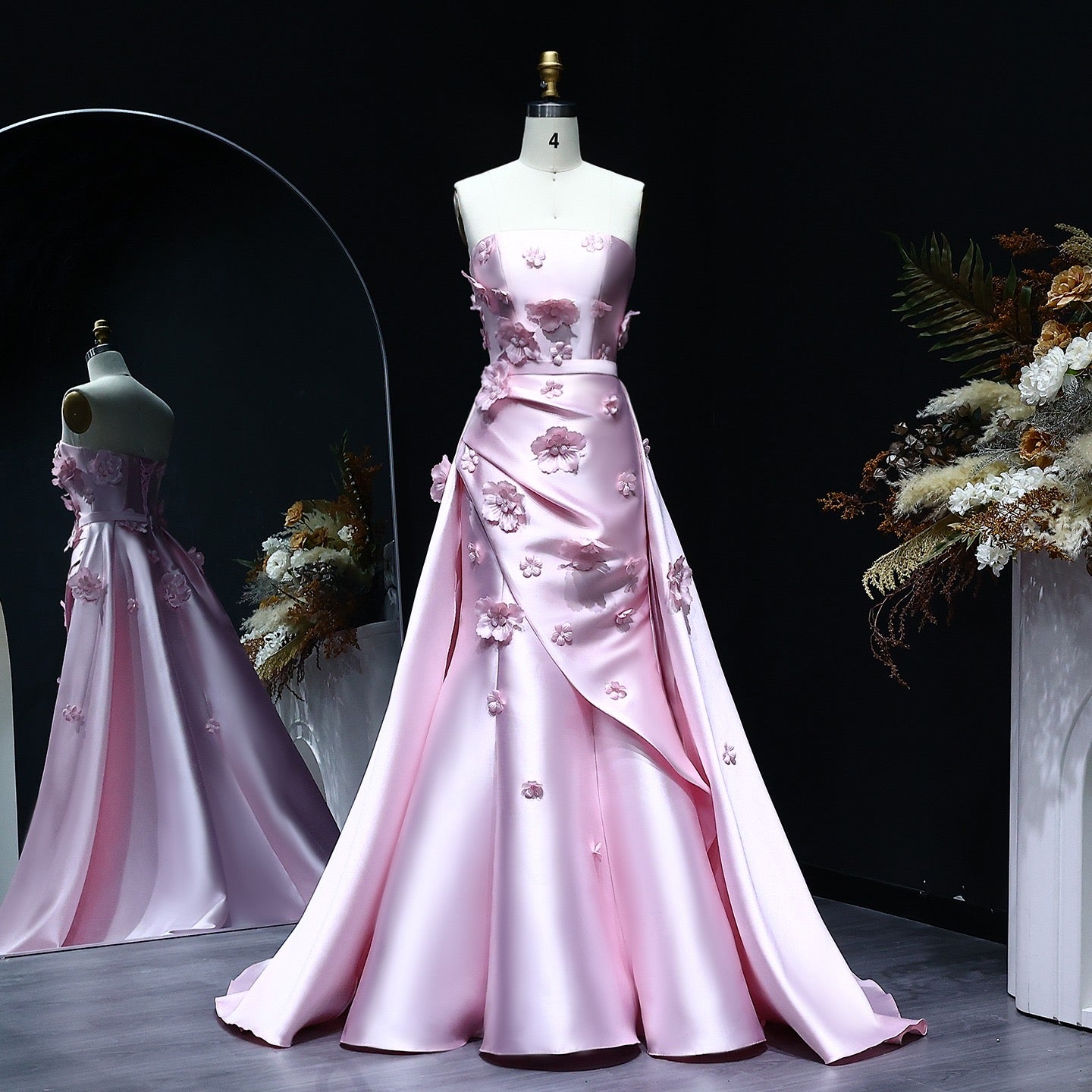Event Wear Vendor & Manufacturing -Designer Contact List